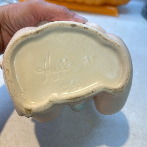 Vintage Hull Pink Cat in Hat Planter - Picture 8 of 8